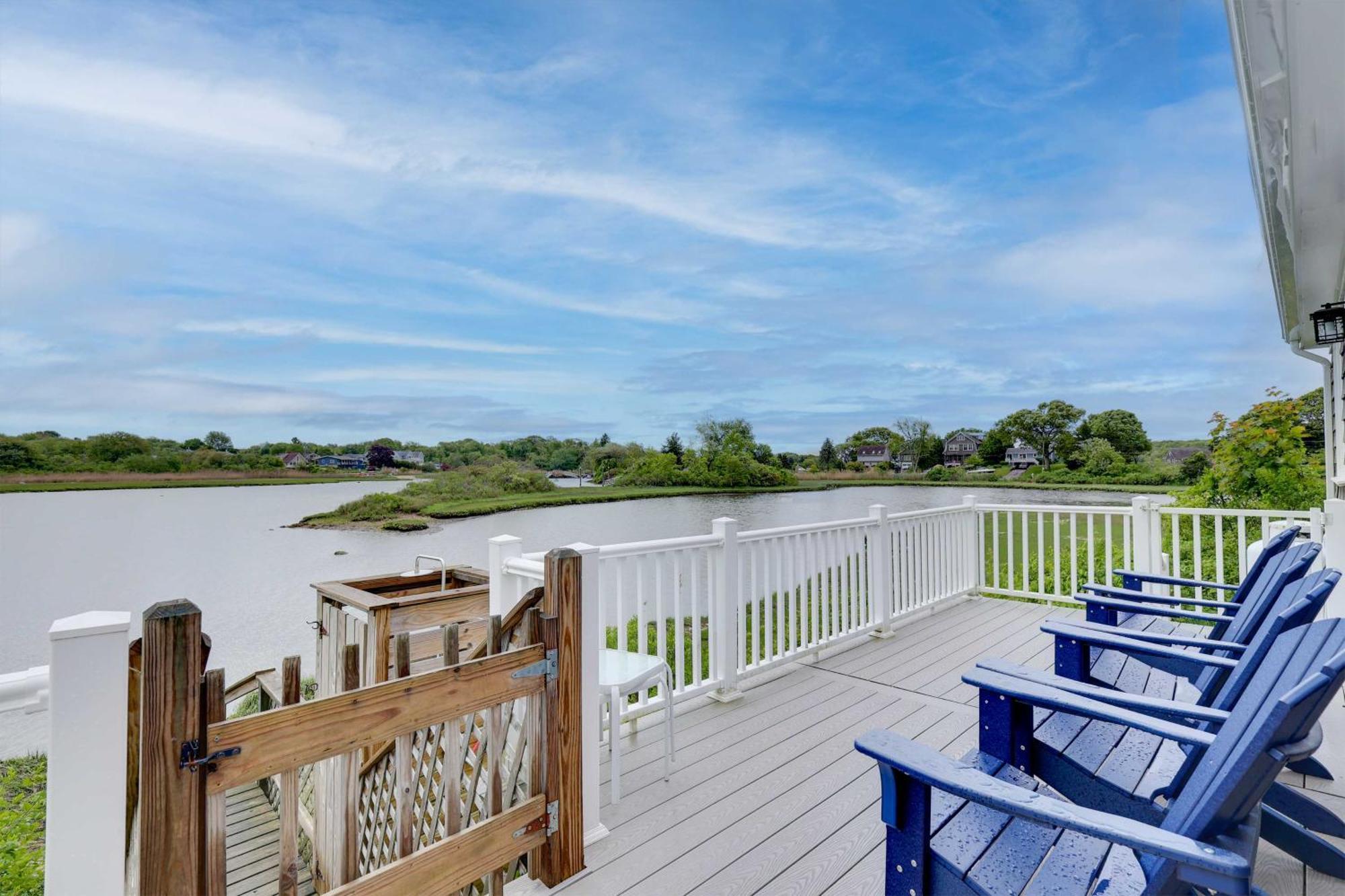 Cozy Narragansett Cottage With Dock And Outdoor Shower Exteriér fotografie